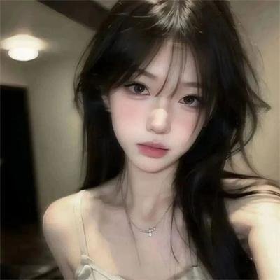 皮裘大衣女人